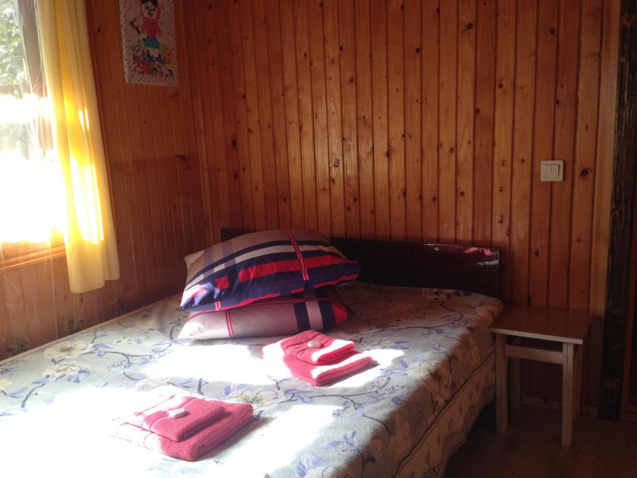 Villa Kotiedzh U Mariny Jaremče Esterno foto