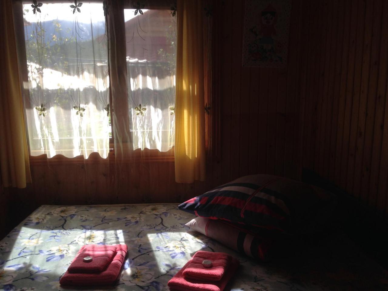 Villa Kotiedzh U Mariny Jaremče Esterno foto